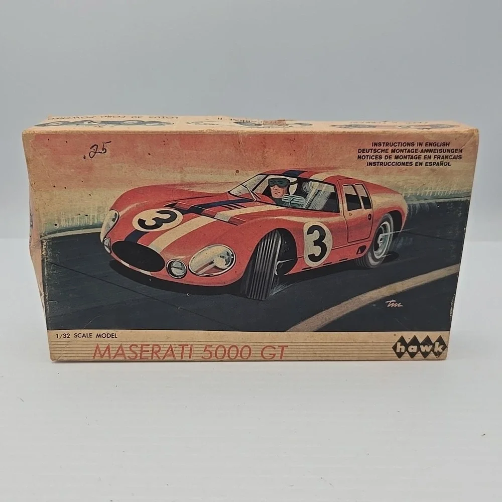 Hawk 1/32 Scale‎ Maserati 5000 GT Car  Model Kit